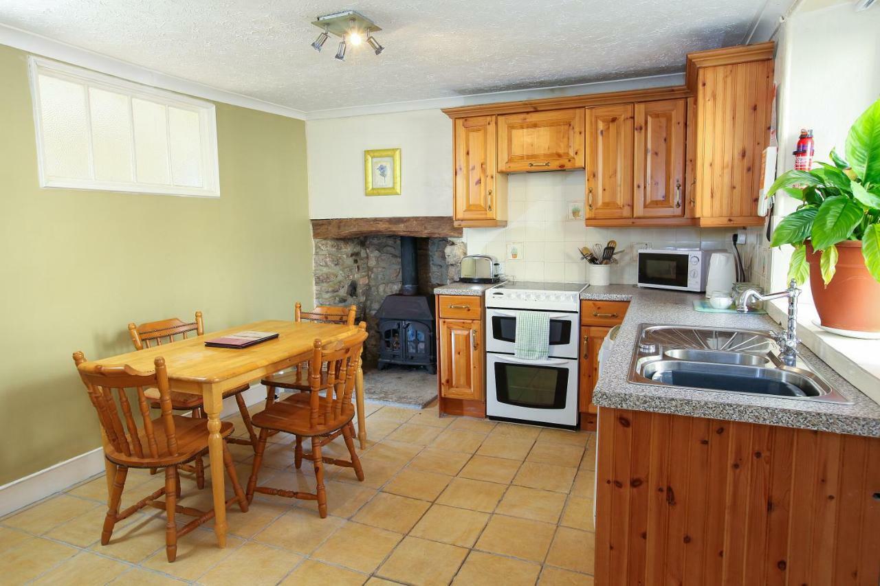 Scenery Cottage Bridford Bagian luar foto